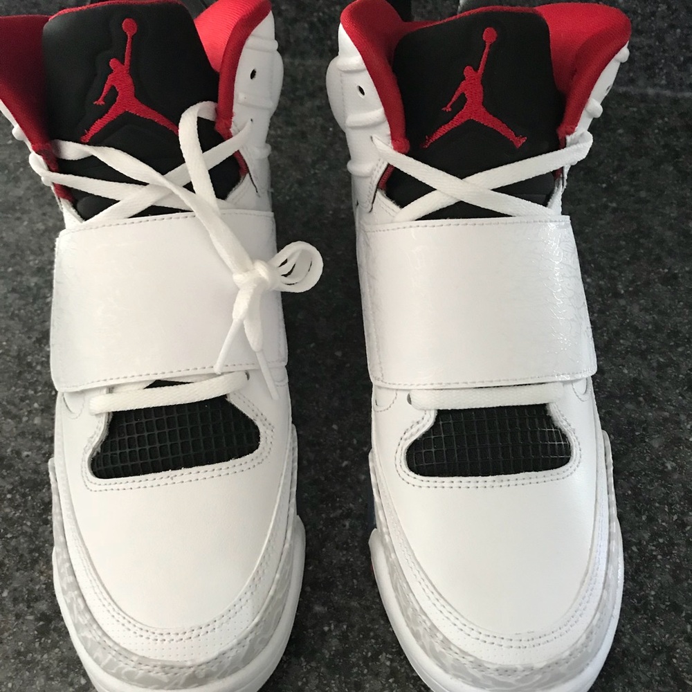 SOLD- Brand new Jordan Son Of Mars Fire Red